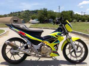 Suzuki Raider motorbike