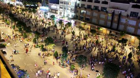 Nguyen Hue Pedestrian Street