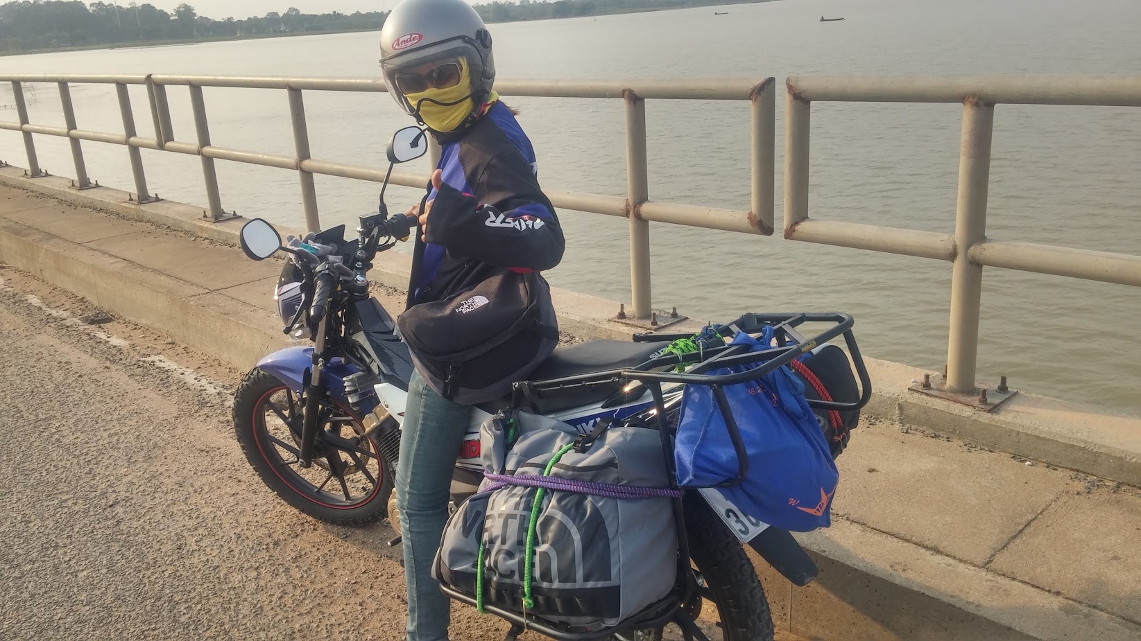 Suzuki Raider customised for Cambodia