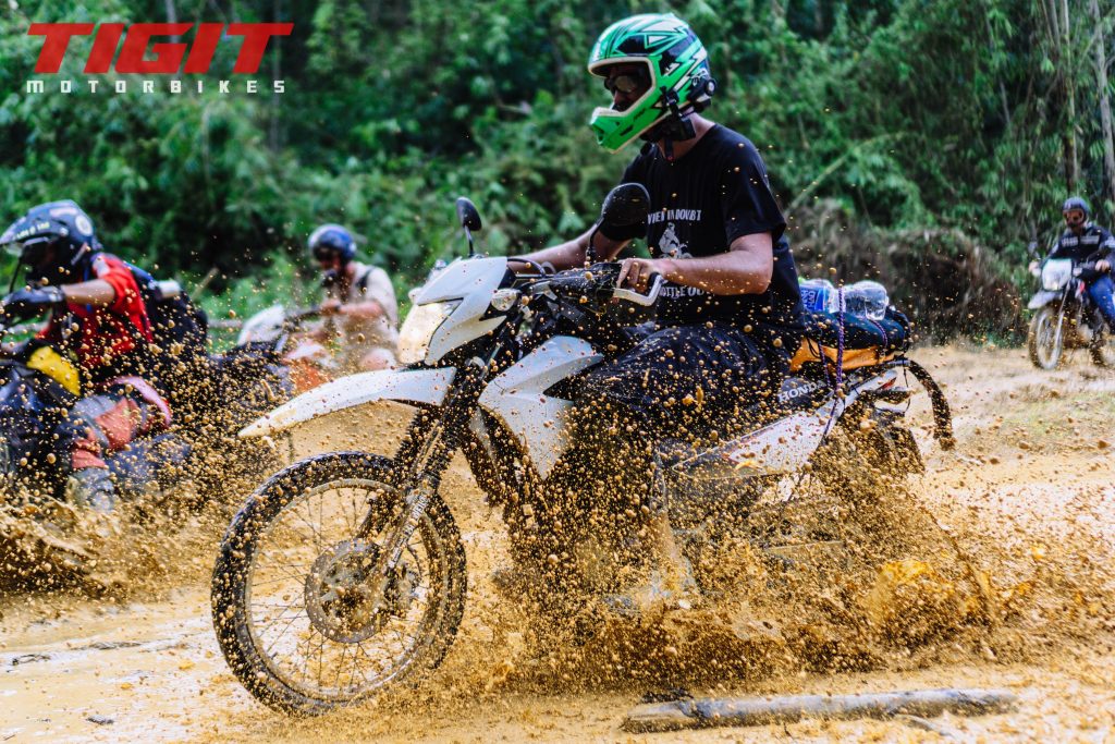 dirt bike travel vietnam