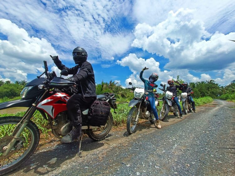 1 day Mekong Delta by Motorcycle (220kms)