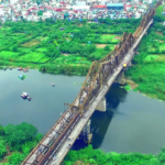 Long Bien Bridge