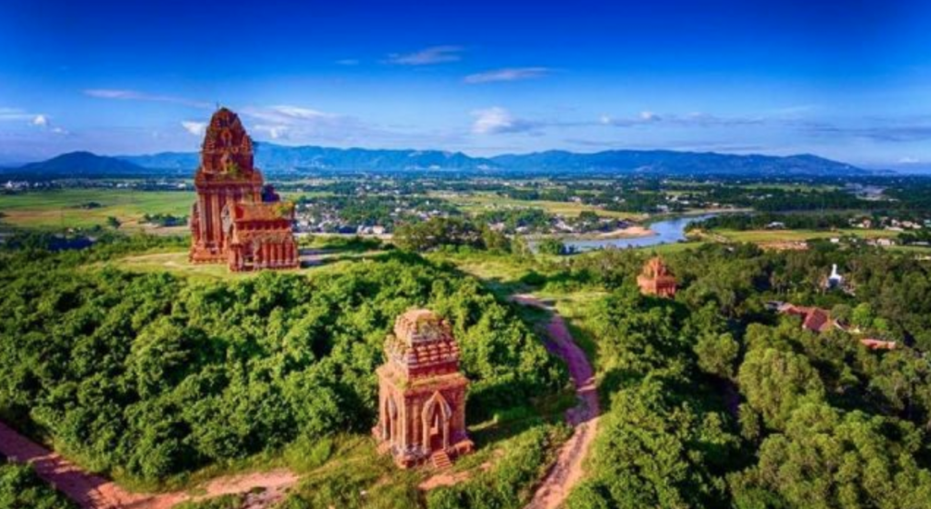 Thap Banh It Tower Cham