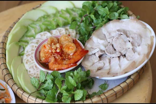 Shrimp sauce with meat Shrimp sauce