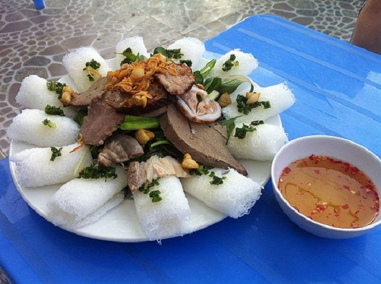 Pork intestines and noodles